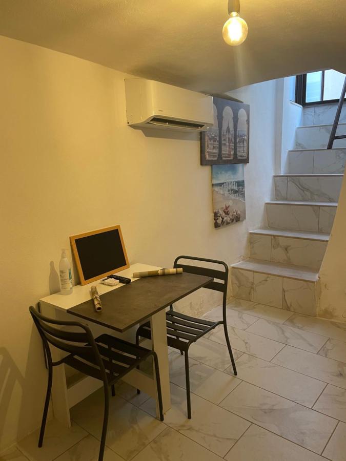 Mory&Clary Cave Palese Airport Bed and Breakfast Bari Buitenkant foto